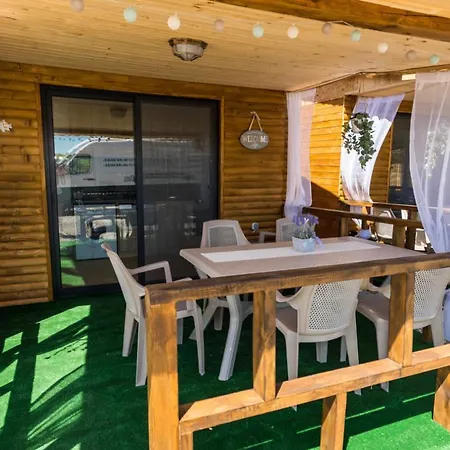 еко къщи еко Camping *