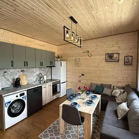 еко къщи еко Camping *