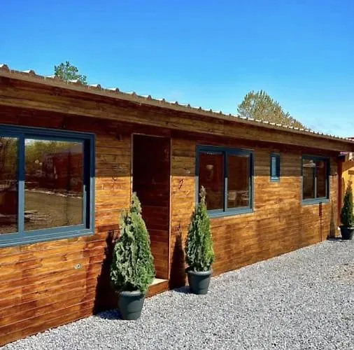 Къмпинг еко къщи еко